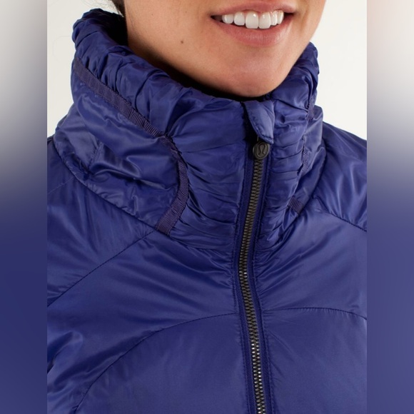 Lululemon Down Town Puffy Jacket  Pigment Blue  size 12 - Picture 5 of 13